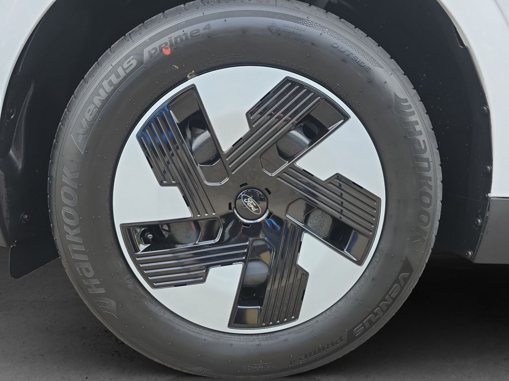 Ford Transit Courier 2025