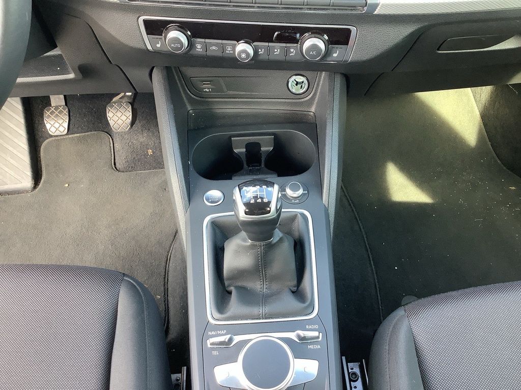 Audi Q2 2023