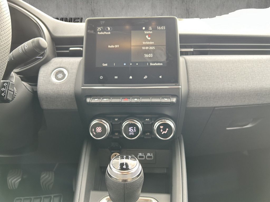 Mitsubishi Colt 2025