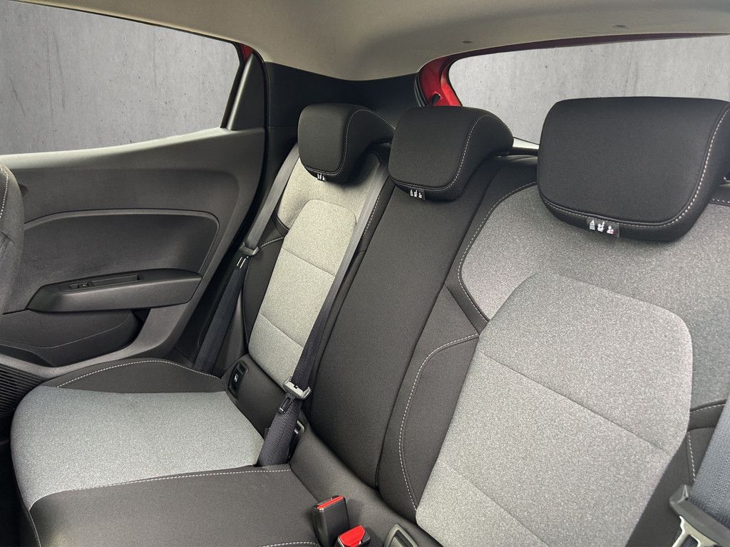 Mitsubishi Colt 2025