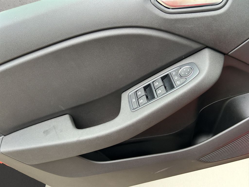 Mitsubishi Colt 2025