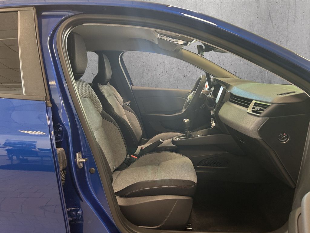 Mitsubishi Colt 2025