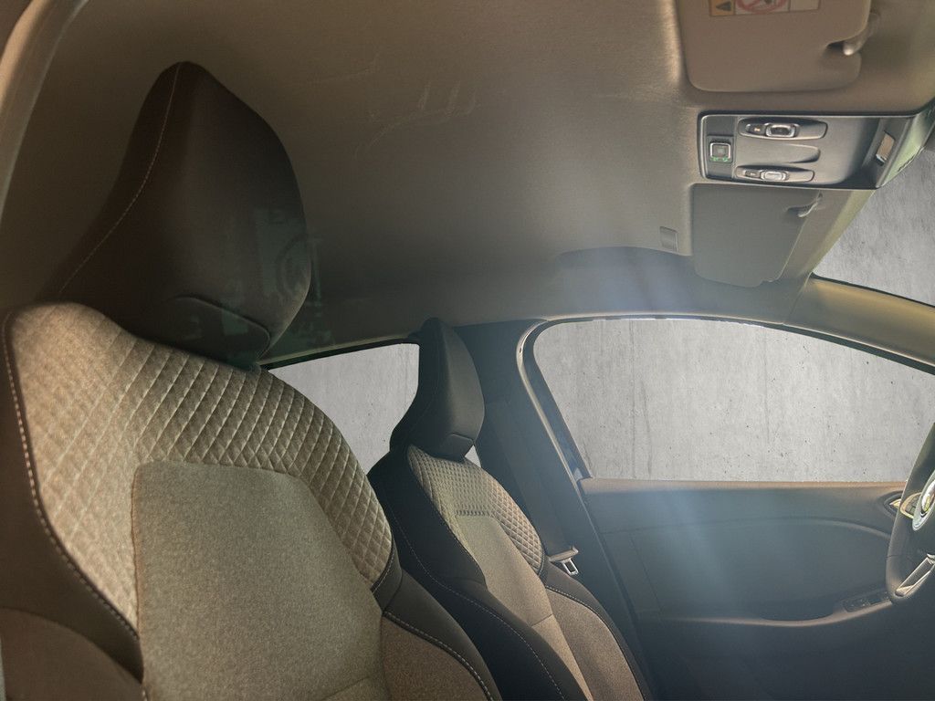 Mitsubishi Colt 2025