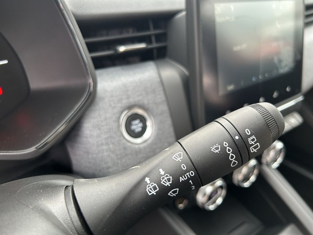 Mitsubishi Colt 2025