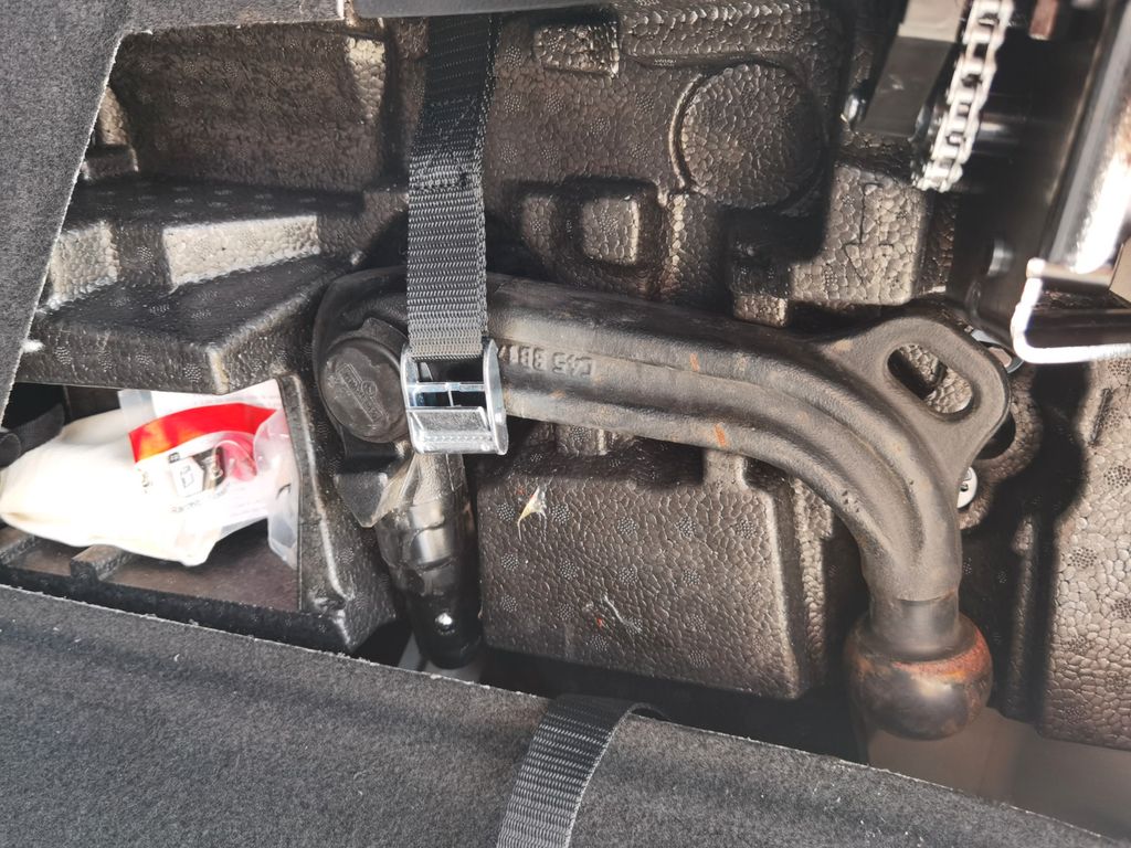 Mercedes-Benz V 300 2024