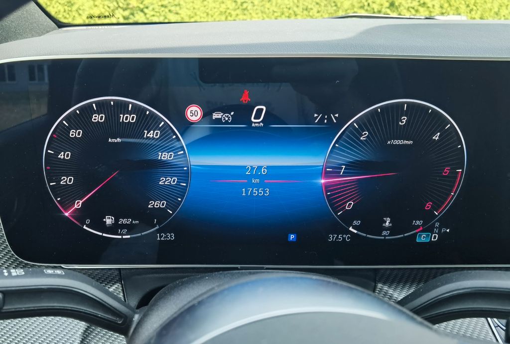 Mercedes-Benz V 300 2024