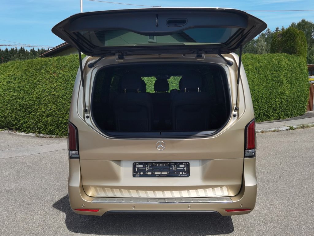 Mercedes-Benz V 300 2024