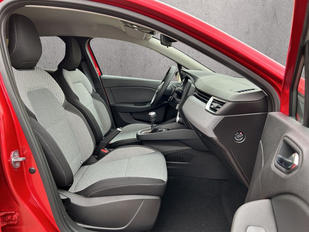 Mitsubishi Colt 2025