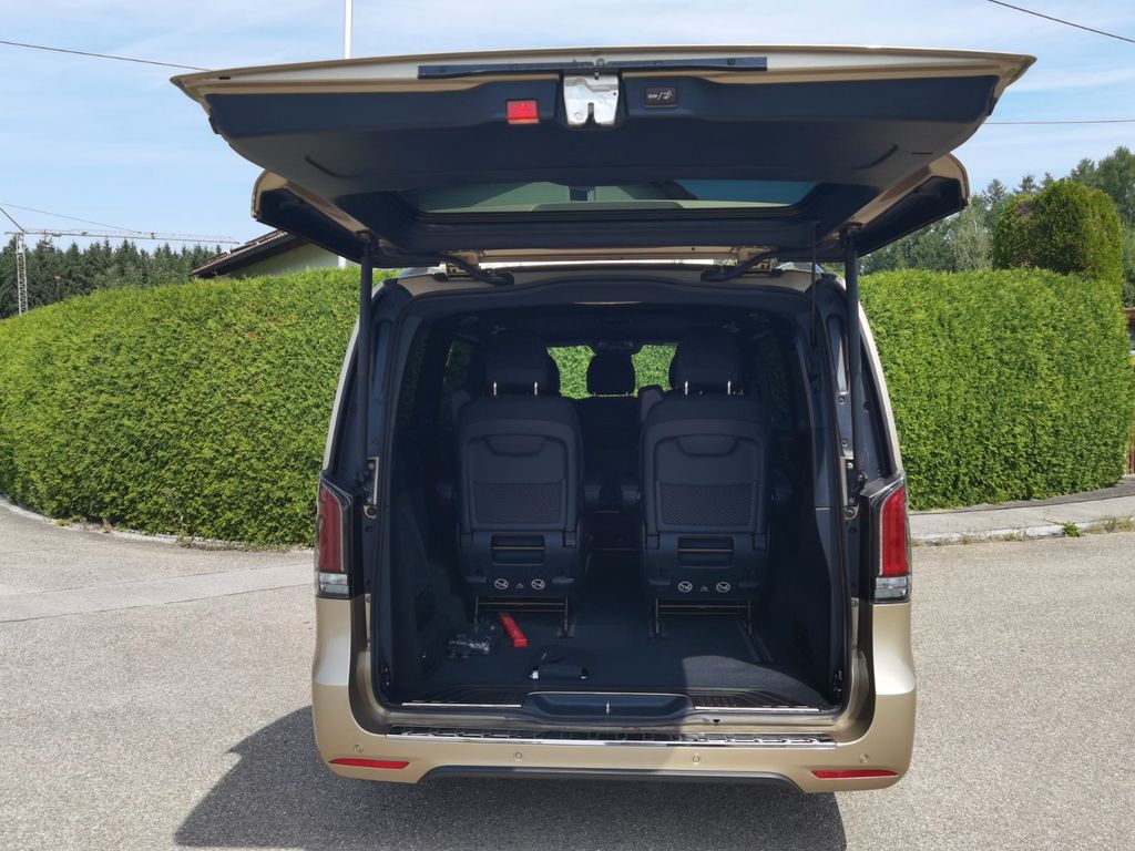 Mercedes-Benz V 300 2024