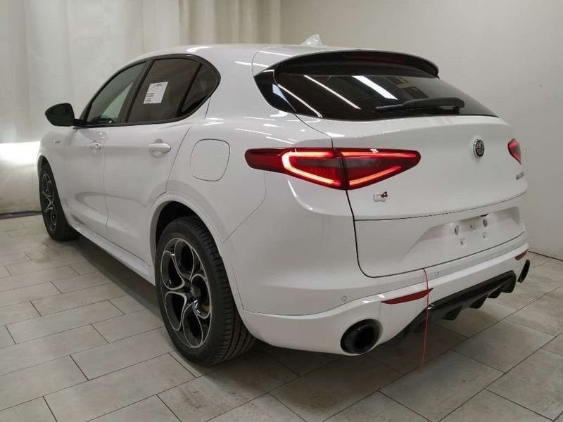 Alfa Romeo Stelvio 2023