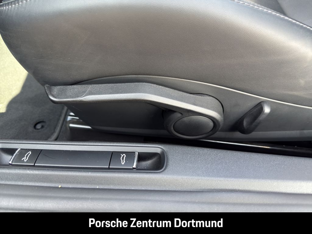 Porsche Boxster 2024