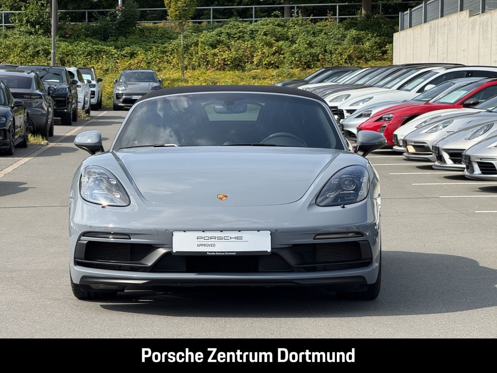 Porsche Boxster 2024