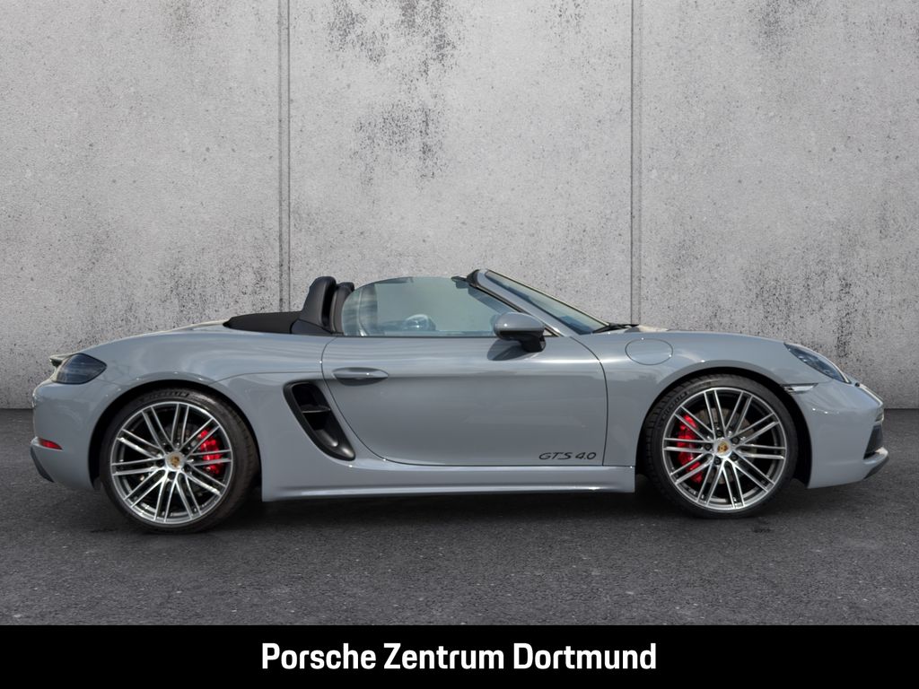 Porsche Boxster 2024