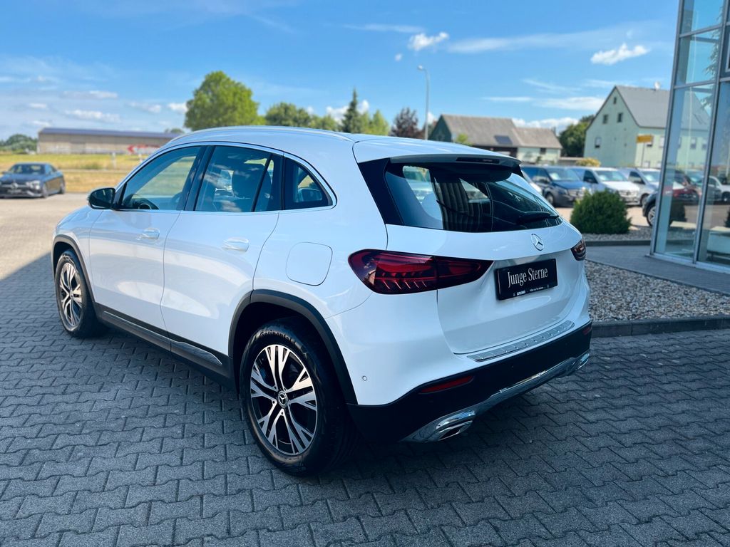 Mercedes-Benz GLA 220 2023