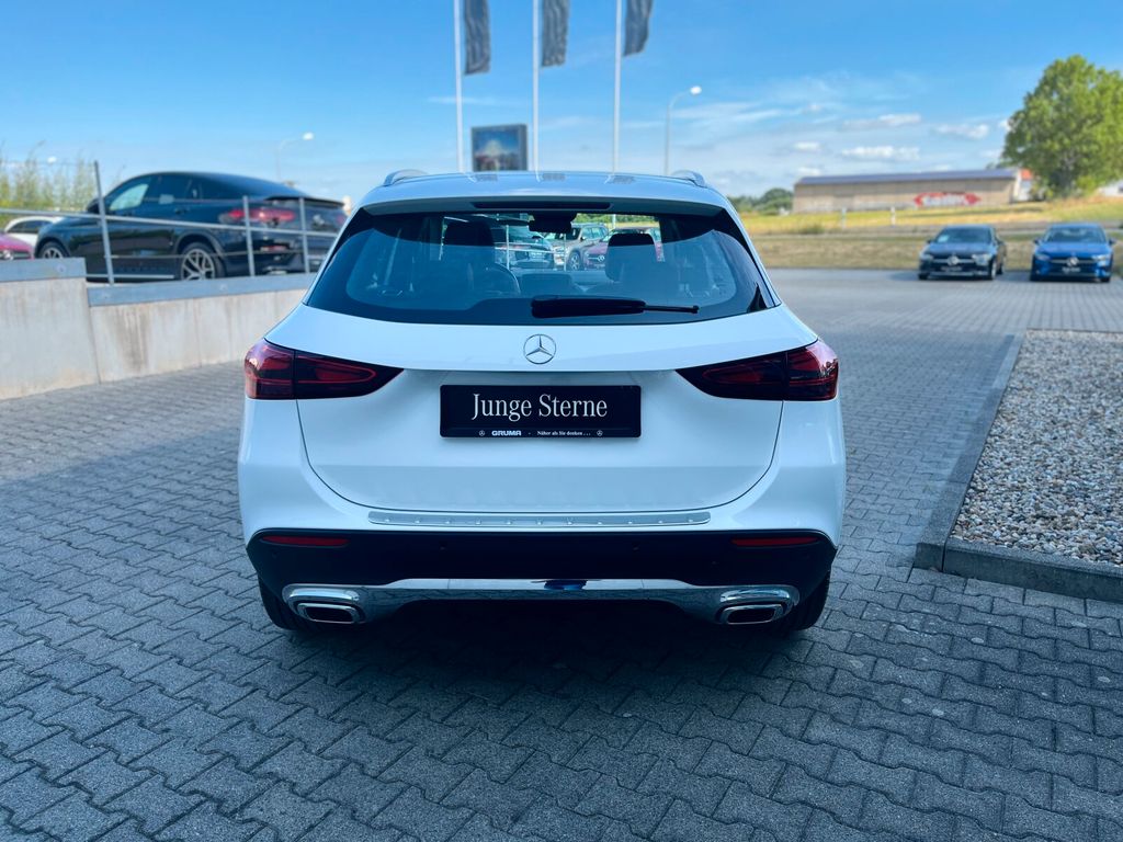 Mercedes-Benz GLA 220 2023