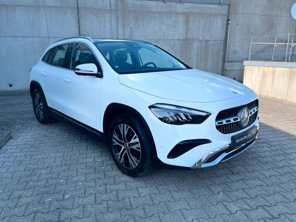 Mercedes-Benz GLA 220 2023