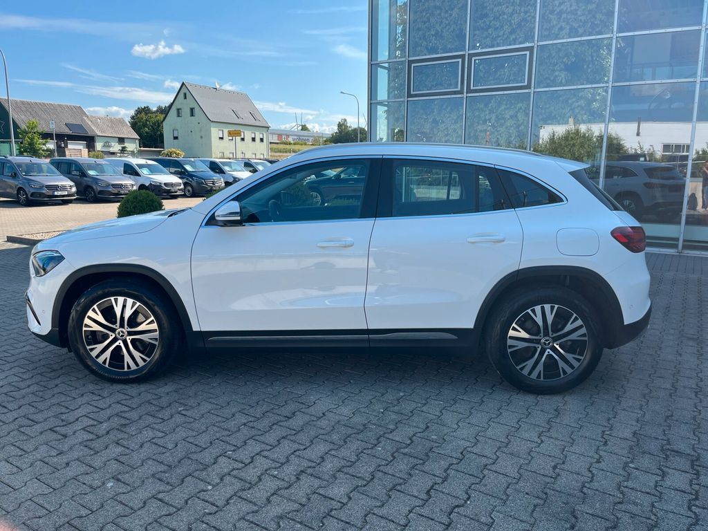 Mercedes-Benz GLA 220 2023