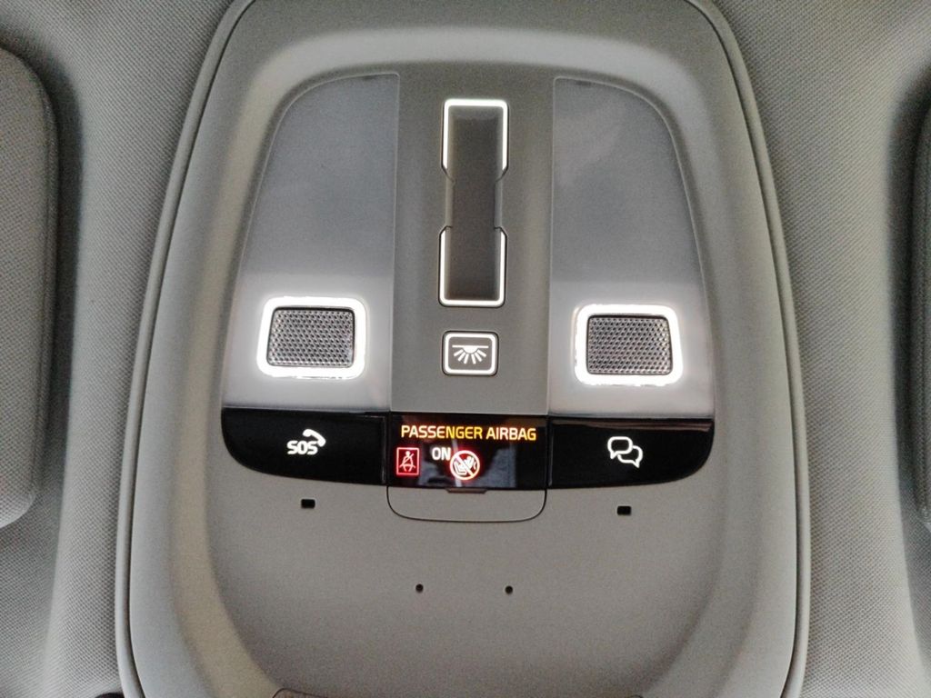Volvo V90 2024