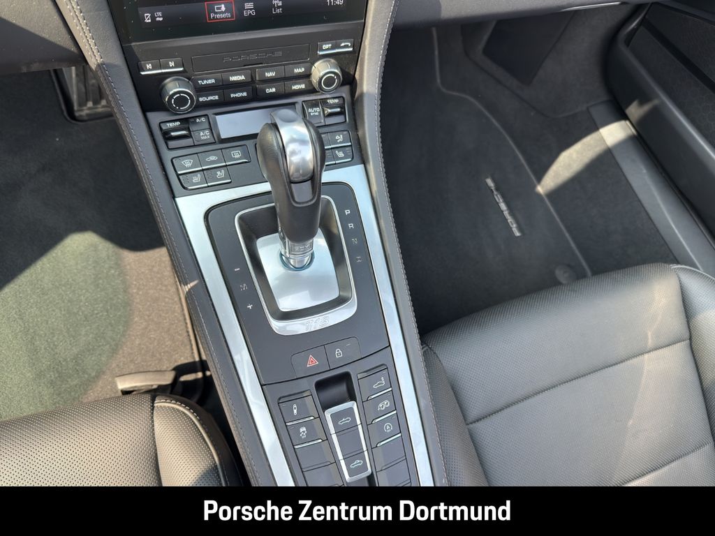 Porsche Boxster 2024