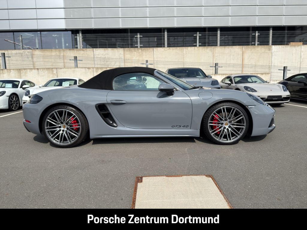 Porsche Boxster 2024