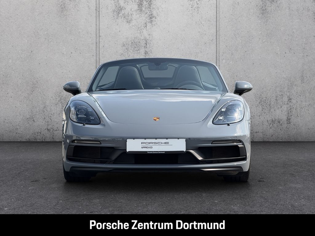 Porsche Boxster 2024