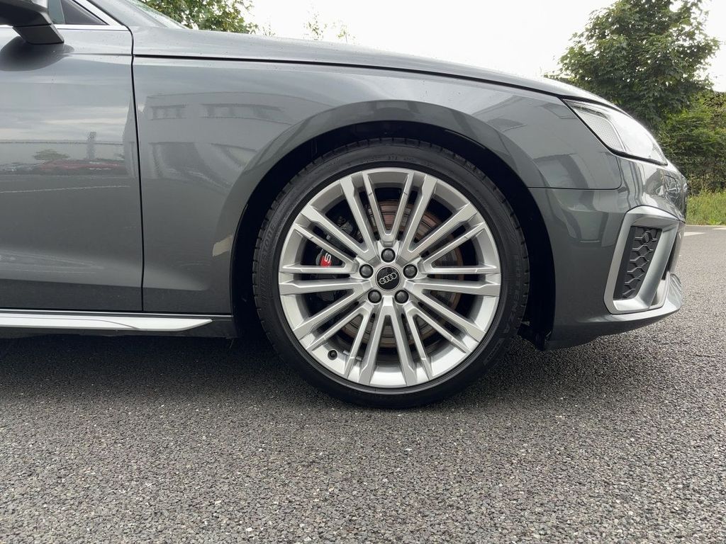Audi S4 2024