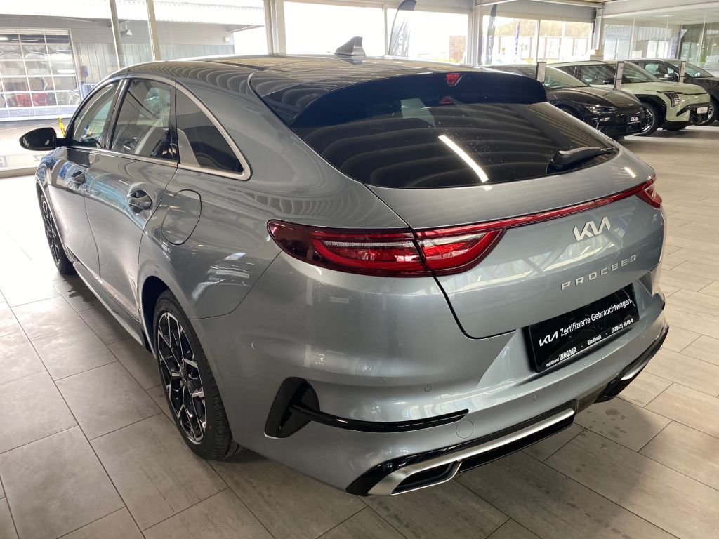 Kia pro cee'd / ProCeed 2025