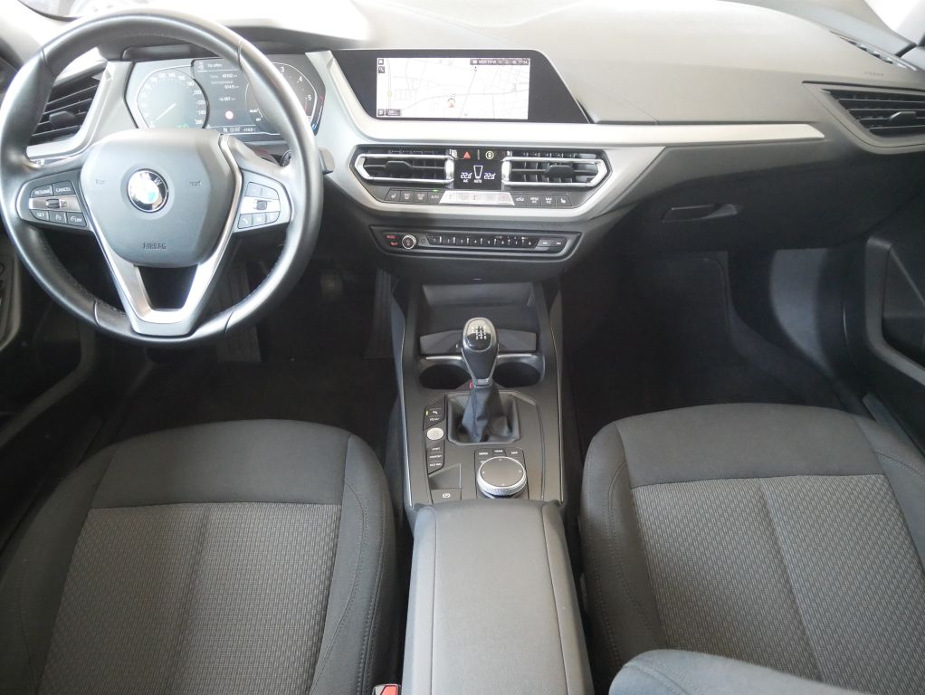BMW 116 2021