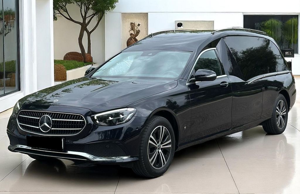 Mercedes-Benz E 220 2021