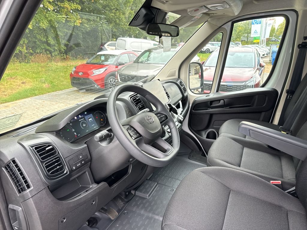 Toyota Proace Max 2025