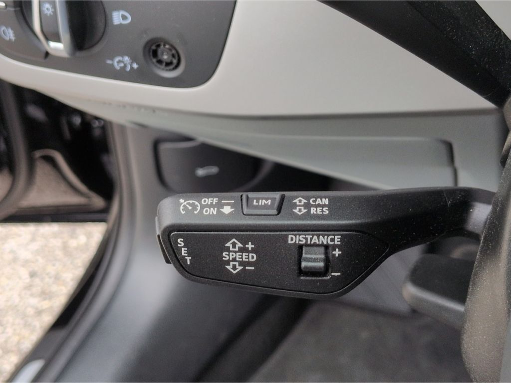 Audi A4 2025