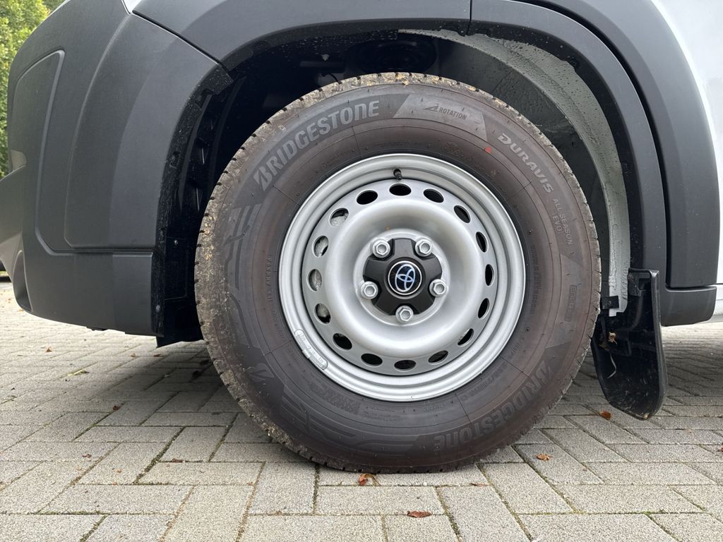 Toyota Proace Max 2025
