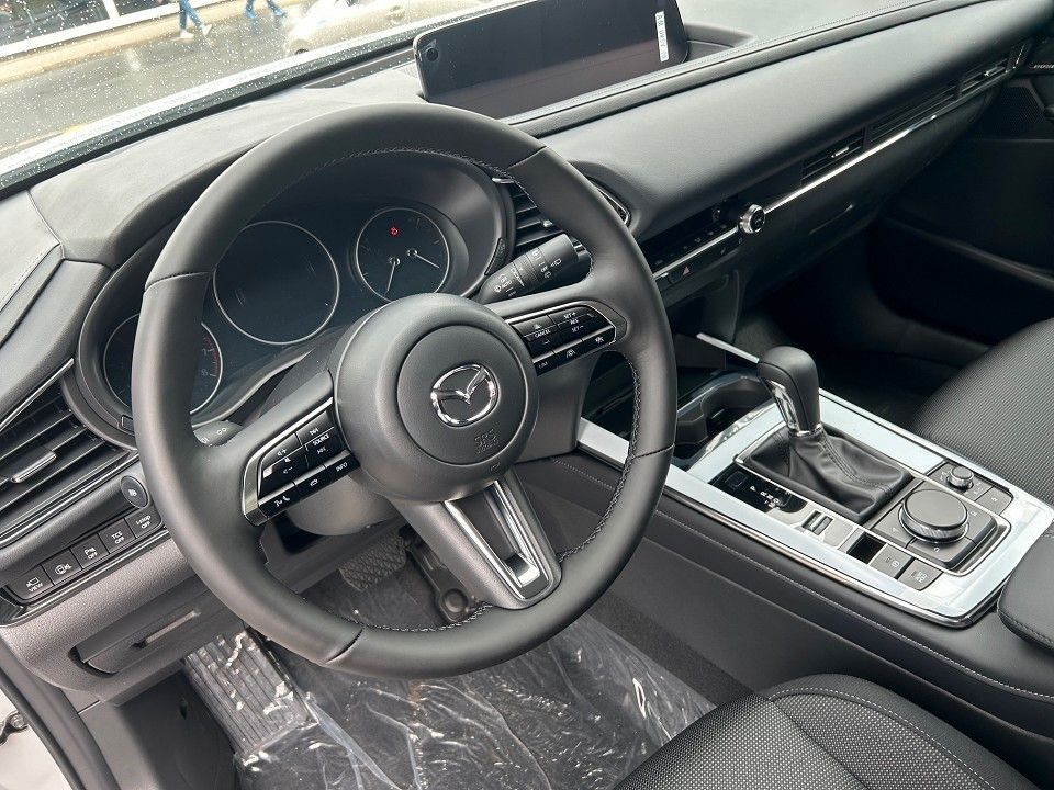Mazda CX-30 2025