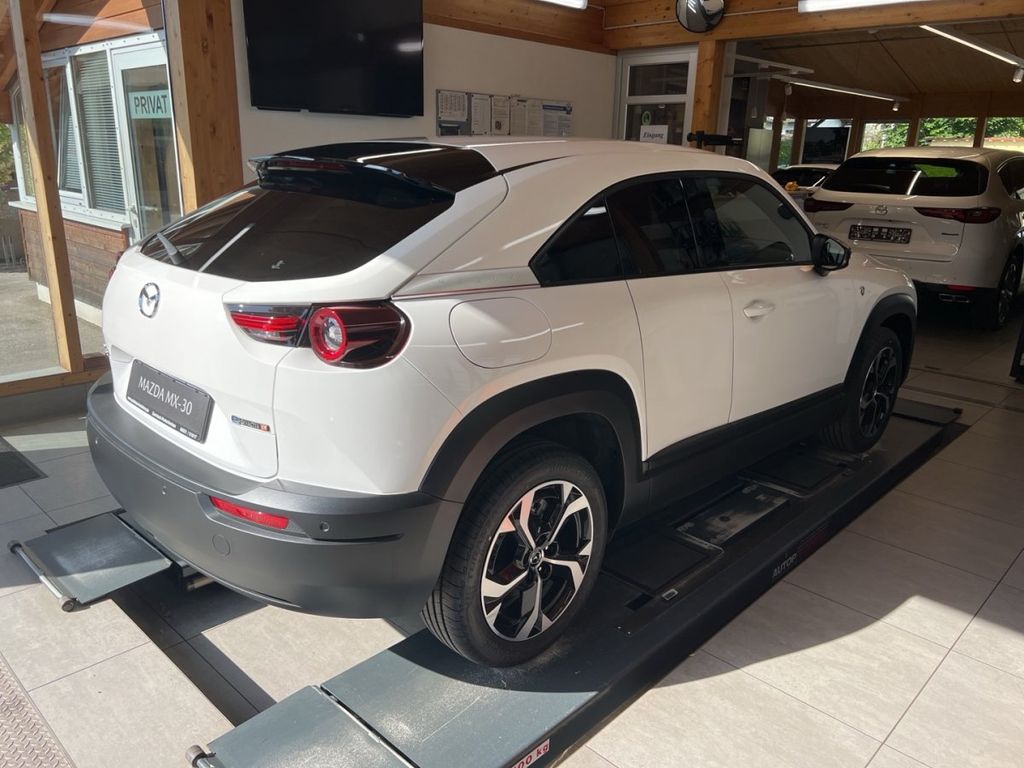 Mazda MX-30 2025