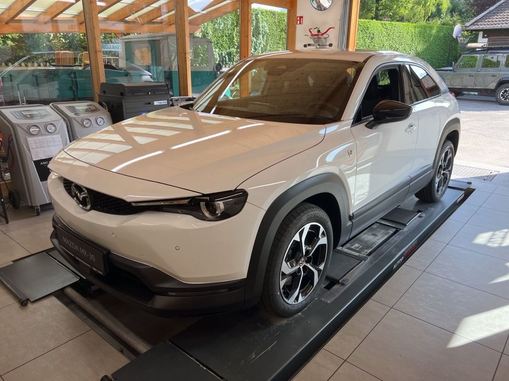 Mazda MX-30 2025