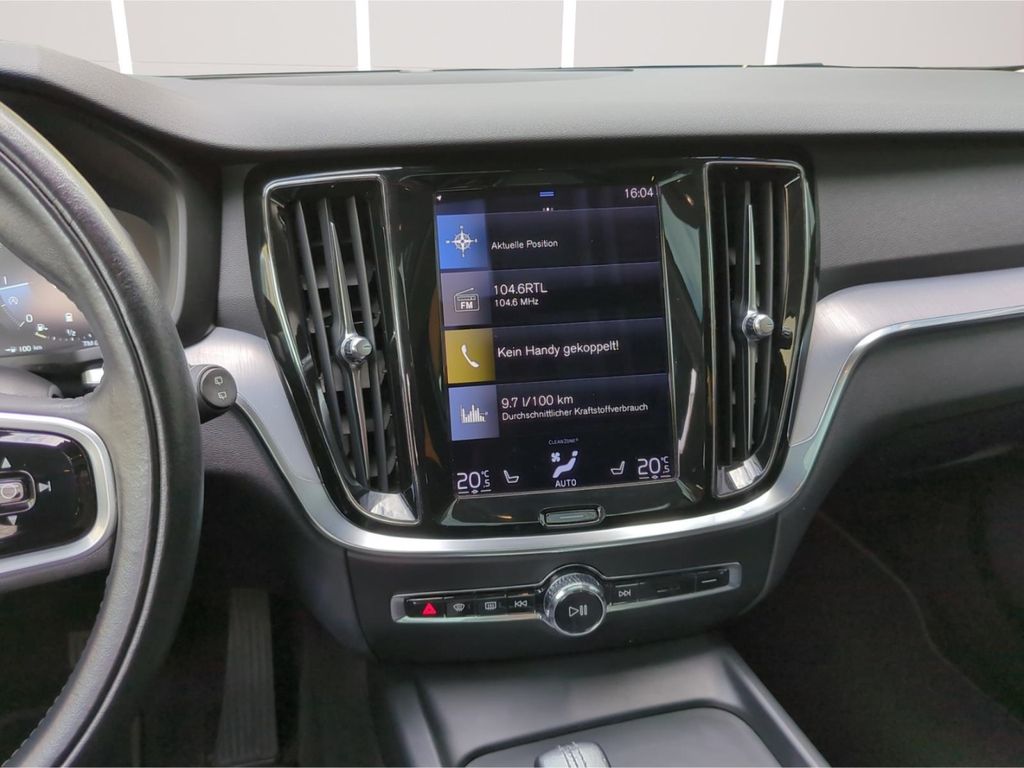 Volvo V60 Cross Country 2021