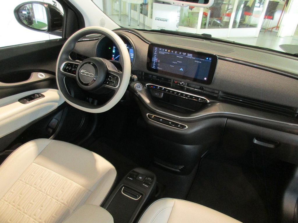 Fiat 500e 2023