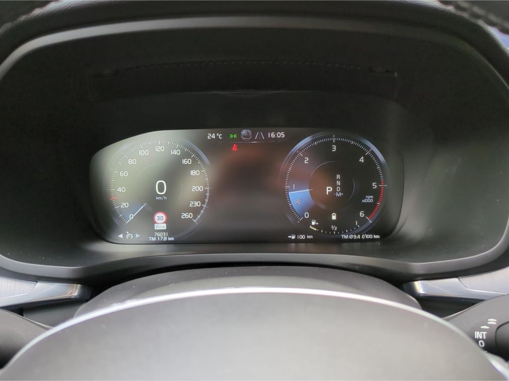 Volvo V60 Cross Country 2021