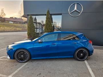 Mercedes-Benz A 220 2025