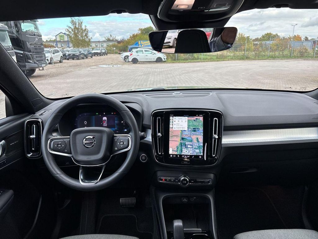 Volvo XC40 2024