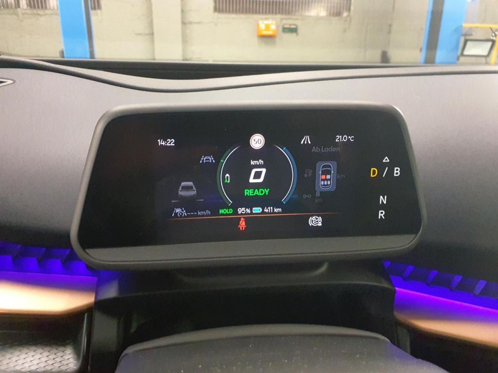 Cupra Tavascan 2024
