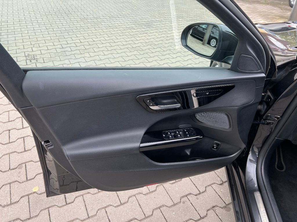 Mercedes-Benz C 220 2023