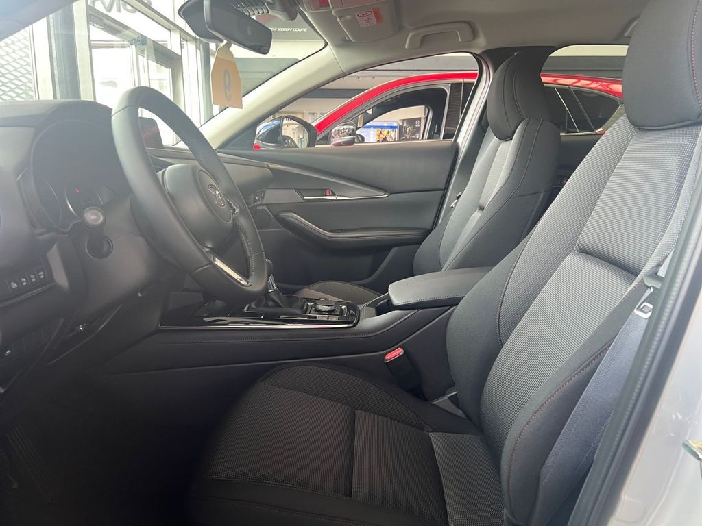 Mazda CX-30 2025