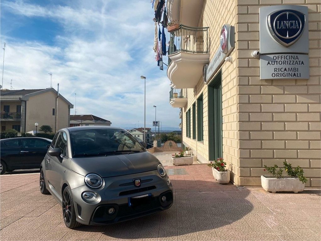 Abarth 595 Competizione 2019