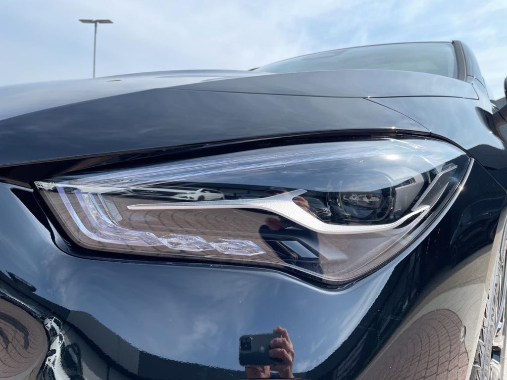 Mercedes-Benz CLA 180 2025