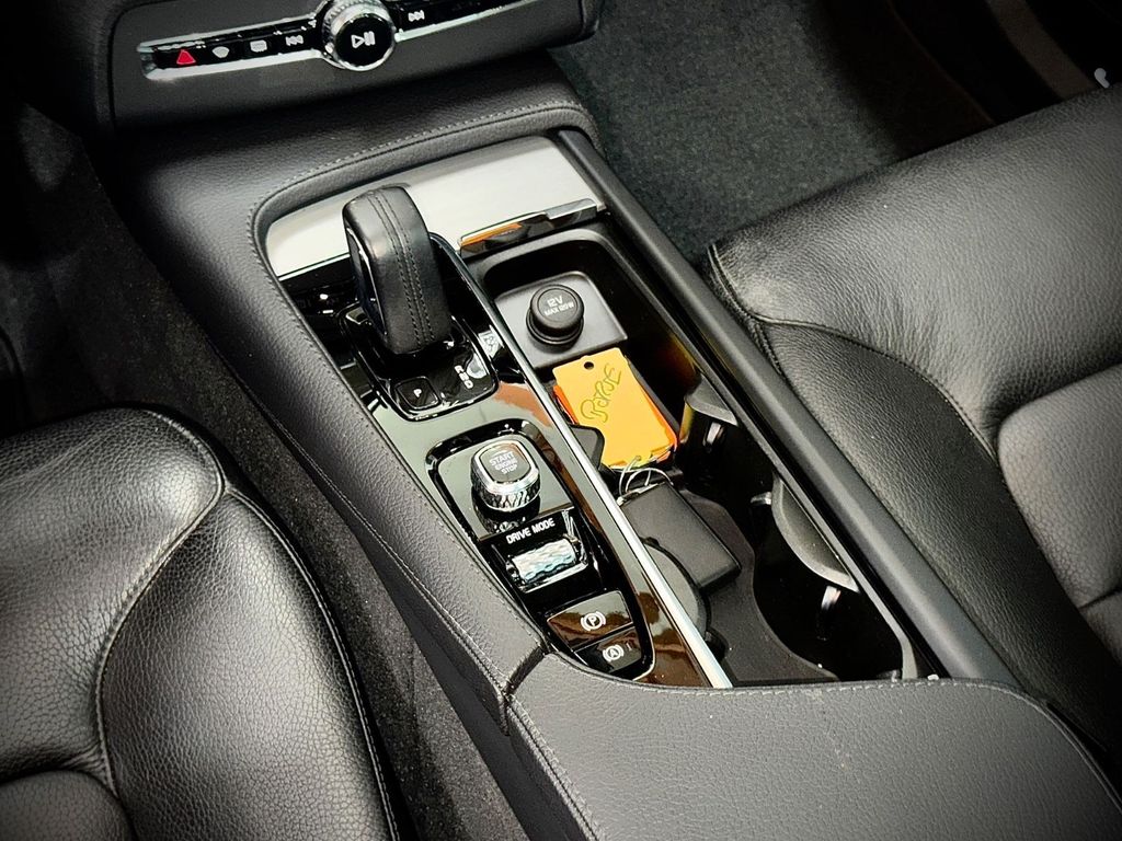 Volvo XC90 2021