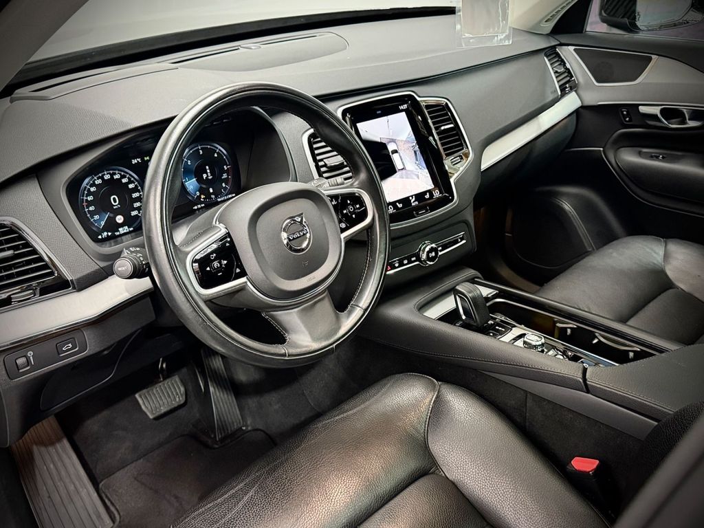 Volvo XC90 2021