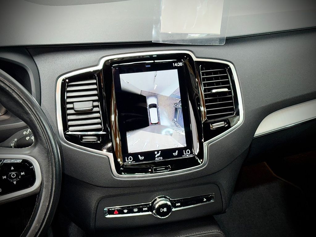 Volvo XC90 2021