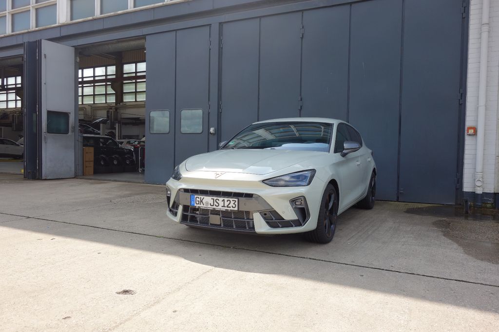 Cupra Leon 2025