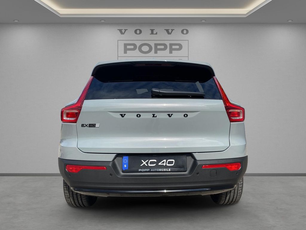 Volvo EX40 2025